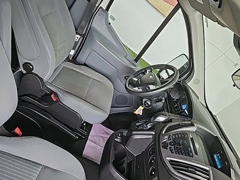 Used 2019 Ford Transit 150 XLT image 21