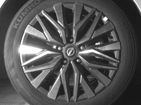 Used 2025 Nissan Altima 2.5 SV FWD image 13