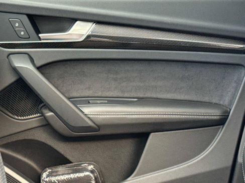 Used 2023 Audi SQ5 Prestige w/ Prestige Package image 23