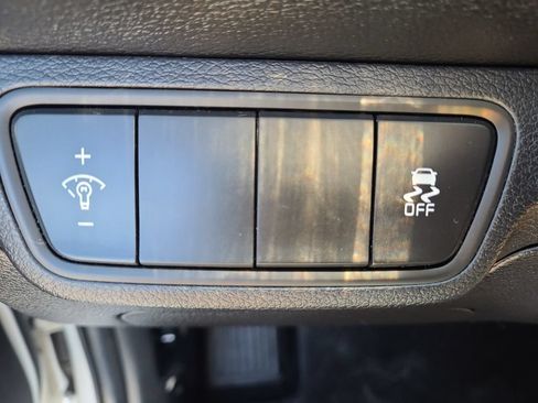 Used 2023 Kia Forte LXS FWD image 28