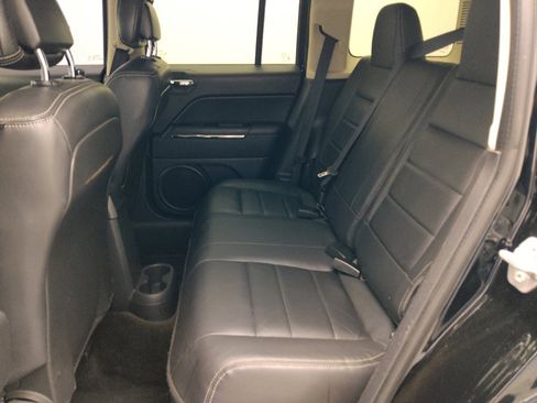 Used 2014 Jeep Patriot Limited AWD/4WD image 18