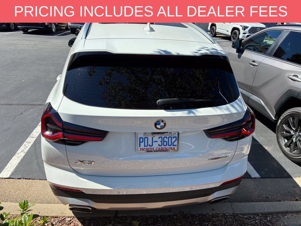 Used 2023 BMW X3 xDrive30i w/ Premium Package AWD/4WD image 5