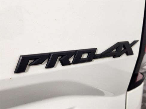 Used 2023 Nissan Frontier PRO-4X w/ Tow Package image 8