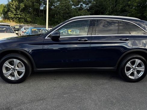 Used 2018 Mercedes-Benz GLC 300 4MATIC image 11