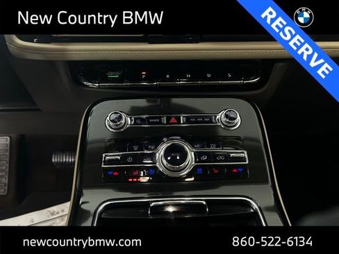 Used 2022 Lincoln Nautilus Reserve image 23