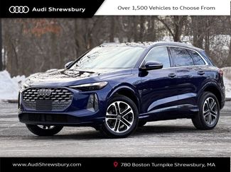 Certified 2025 Audi Q5 Premium w/ Convenience Package video 1