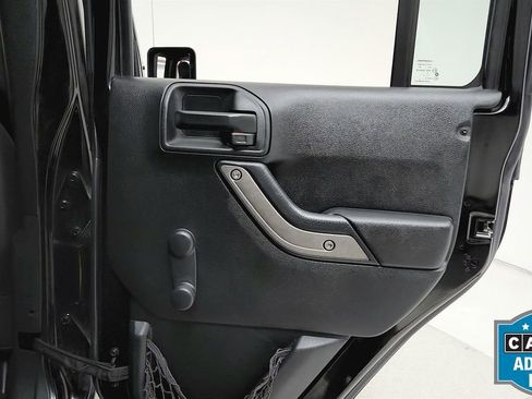 Used 2017 Jeep Wrangler Unlimited Sport w/ Connectivity Group image 24