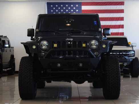 Used 2017 Jeep Wrangler Unlimited Sport w/ Quick Order Package 24S AWD/4WD image 2