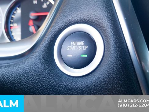 Used 2022 Chevrolet Traverse Premier w/ Redline Edition image 12