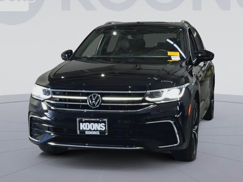 Used 2022 Volkswagen Tiguan SEL R-Line AWD/4WD image 4