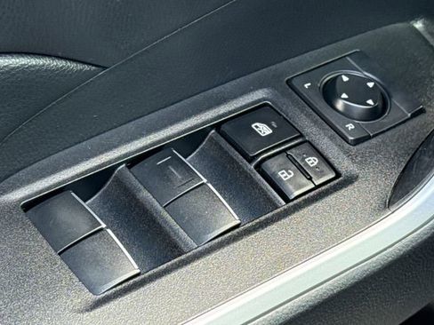 Used 2021 Toyota RAV4 XLE Premium FWD image 21