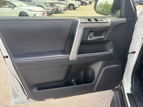 Used 2021 Toyota 4Runner SR5 Premium w/ Moonroof Package RWD image 28