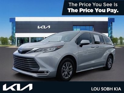 Used 2023 Toyota Sienna XLE
