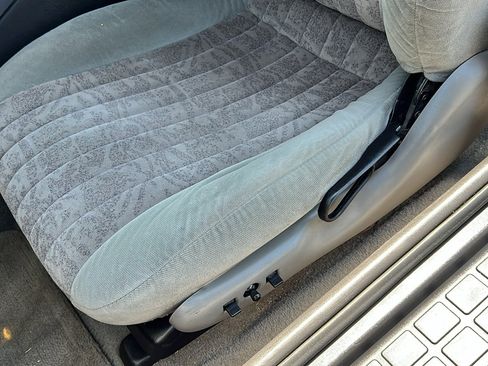 Used 2000 Chevrolet Camaro LT w/ Preferred Equipment Group 1 RWD image 14