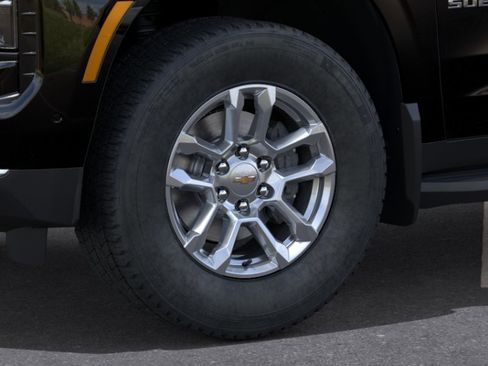 New 2026 Chevrolet Suburban LT image 9