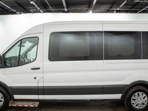 Used 2018 Ford Transit 350 XL image 8