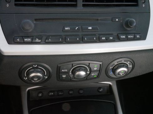 Used 2006 BMW Z4 3.0i RWD image 23