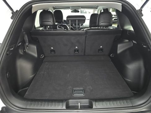 Used 2020 Jeep Cherokee Latitude Plus w/ Cold Weather Group image 11