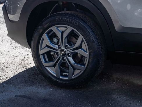 Used 2025 Kia Seltos LX image 10