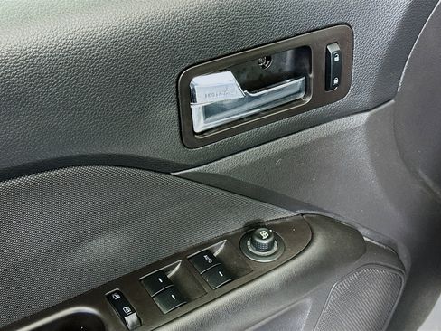 Used 2011 Ford Fusion SE w/ 202A Rapid Spec Order Code image 15