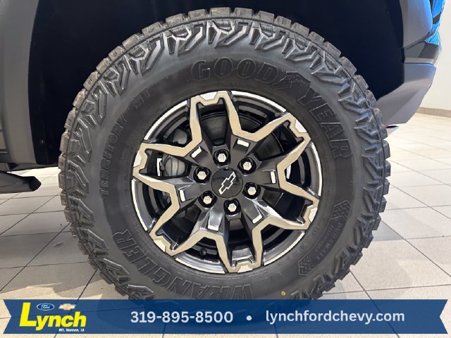 New 2026 Chevrolet Colorado ZR2 w/ Technology Package AWD/4WD image 27