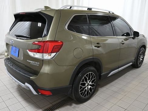 Used 2023 Subaru Forester Touring image 13