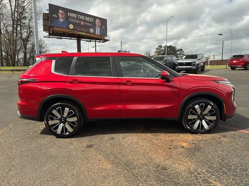 New 2026 Mitsubishi Outlander SE FWD image 5