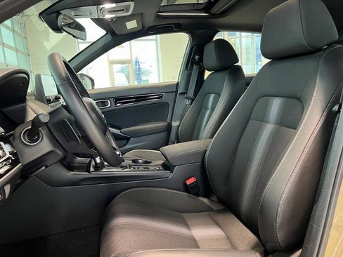 Used 2025 Honda Civic Sport image 12