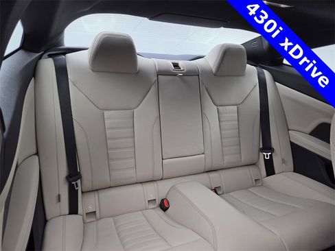 Used 2021 BMW 430i xDrive Coupe w/ Premium Package image 21
