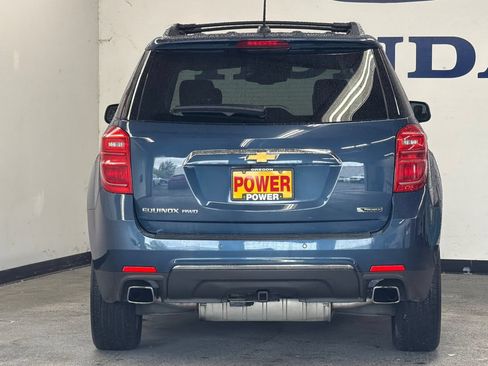 Used 2017 Chevrolet Equinox Premier w/ Enhanced Convenience Package AWD/4WD image 4