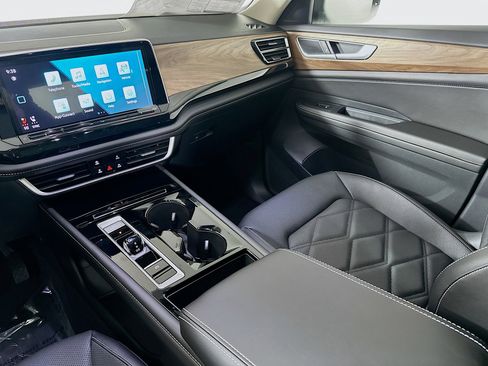 New 2026 Volkswagen Atlas SE image 22