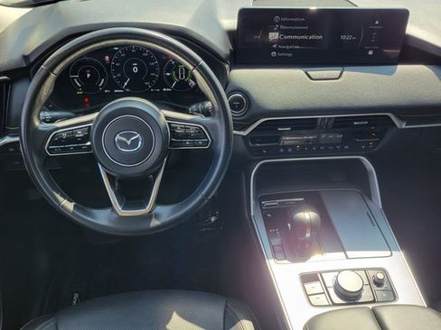 Certified 2025 MAZDA CX-70 Plug-In Hybrid w/ Premium Pkg AWD/4WD image 6
