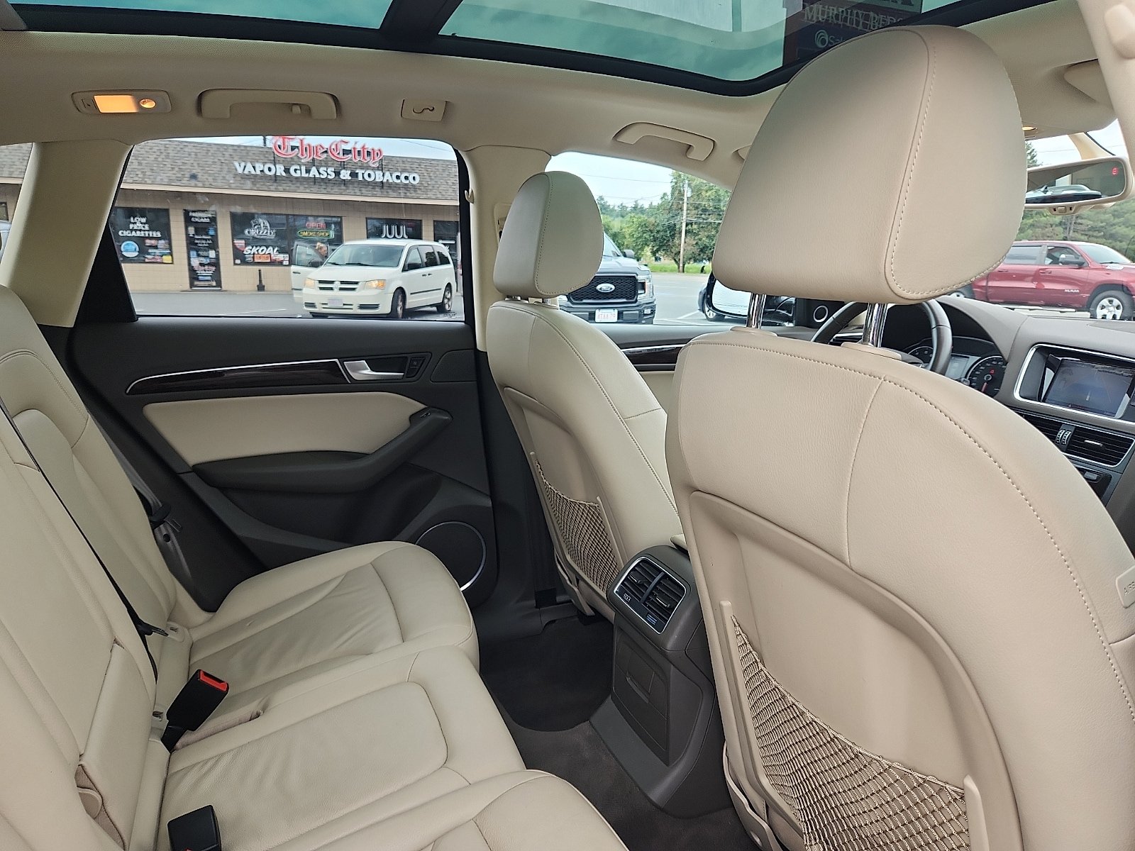 Used 2017 Audi Q5 2.0T Premium Plus w/ Technology Package AWD/4WD image 28