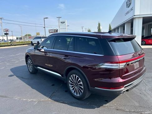 Used 2022 Lincoln Aviator AWD w/ Premium Package image 9