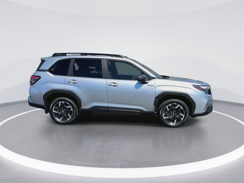 New 2026 Subaru Forester Premium AWD/4WD image 9