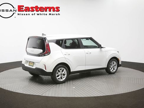 Used 2024 Kia Soul LX w/ Option Group 015 FWD image 40