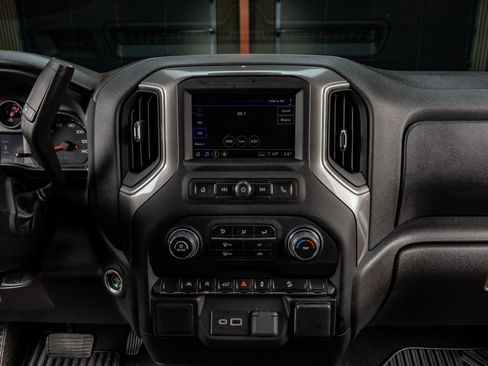 Used 2022 Chevrolet Silverado 1500 Custom Trail Boss image 24