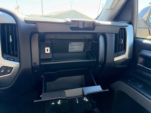Used 2018 Chevrolet Silverado 1500 LT w/ All Star Edition AWD/4WD image 33