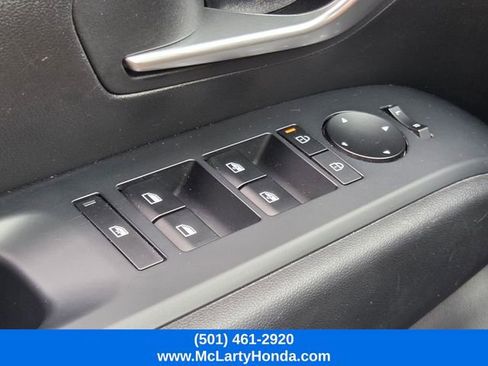 Used 2025 Hyundai Santa Cruz SEL FWD image 33