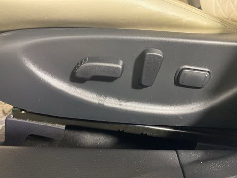 Used 2016 Nissan Maxima Platinum image 23