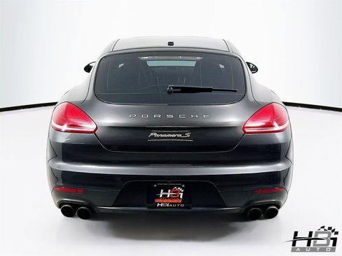 Used 2015 Porsche Panamera S w/ Premium Package Plus image 7