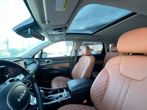 Used 2022 Kia Sorento SX Prestige w/ Rust Color Package image 22