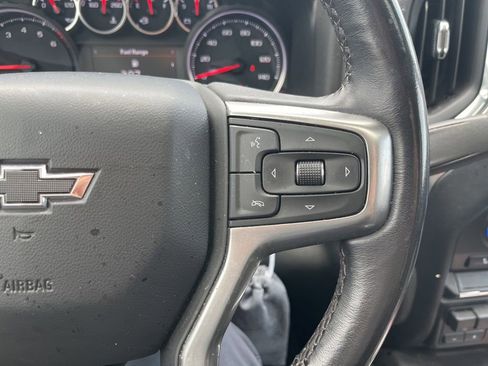 Used 2021 Chevrolet Silverado 1500 LT Trail Boss w/ Convenience Package II AWD/4WD image 18
