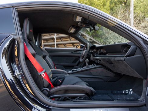 Certified 2026 Porsche 911 GT3 RWD image 53
