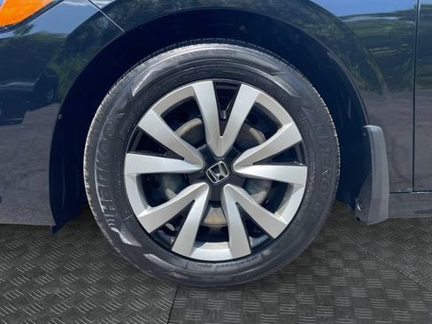 Used 2023 Honda Civic LX image 14