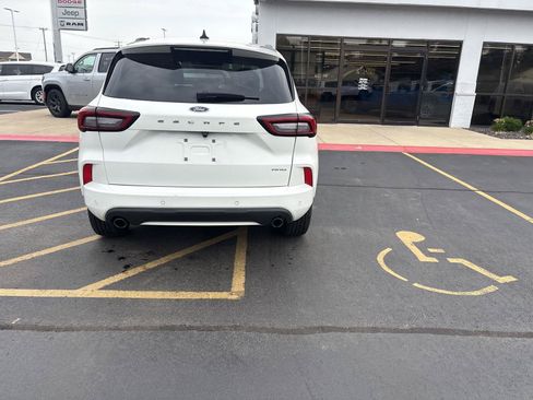 Used 2023 Ford Escape ST-Line w/ Tech Pack #1 AWD/4WD image 6