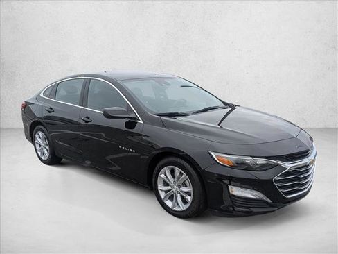 Used 2023 Chevrolet Malibu LT image 3