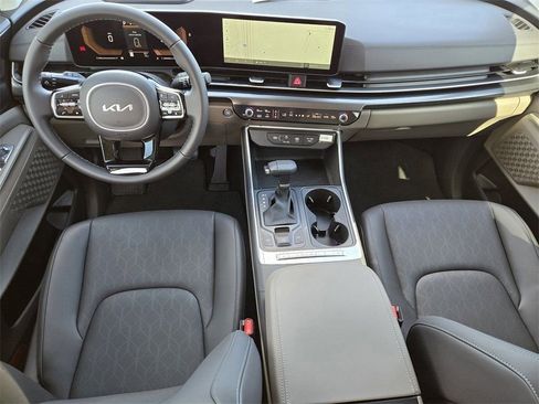 New 2026 Kia Carnival FWD image 20