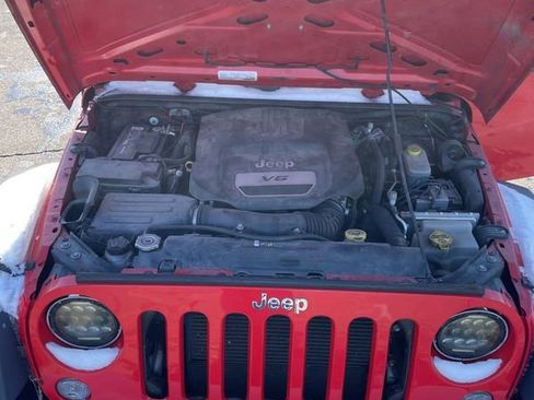Used 2018 Jeep Wrangler Sport image 30