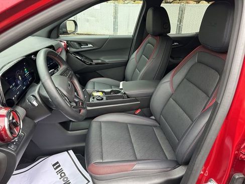 Used 2025 Chevrolet Equinox RS w/ Safety and Technology Package AWD/4WD image 14